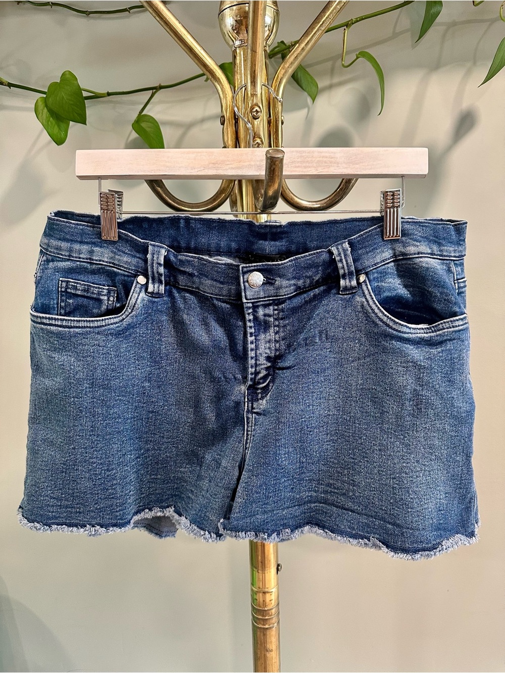 VENUS Denim Shorts